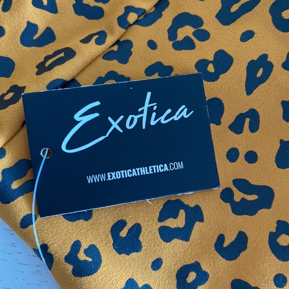 NWT - Exoticathletica Capri Performance Leggings - Picture 4 of 6